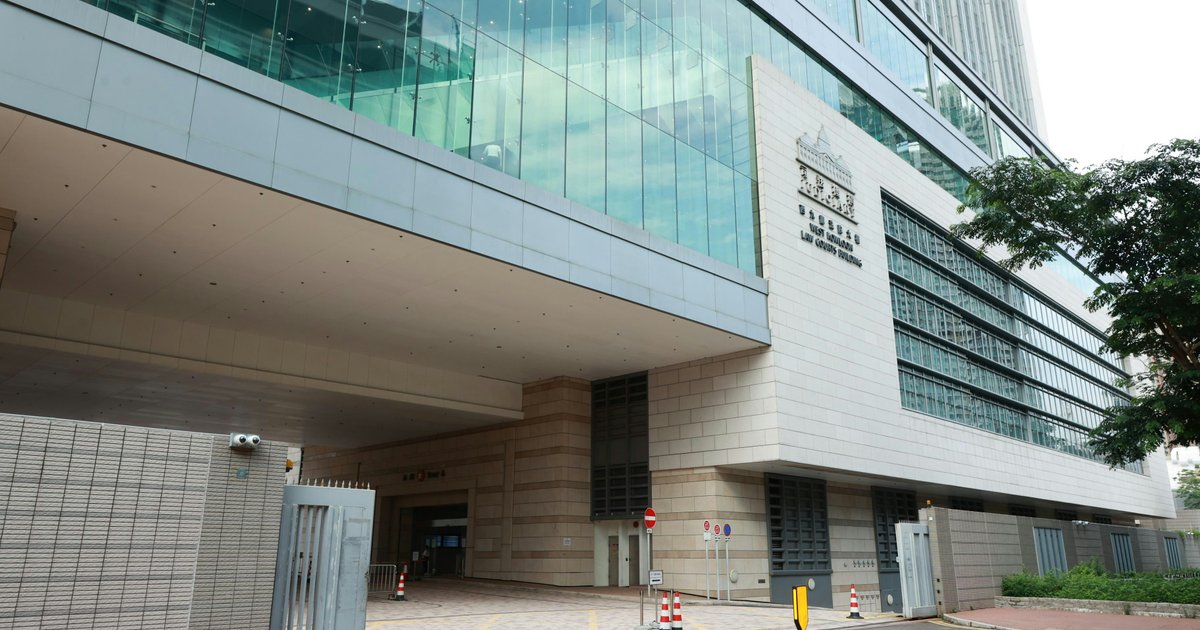 搬屋公司經理認18罪 涉非禮女友11歲女兒