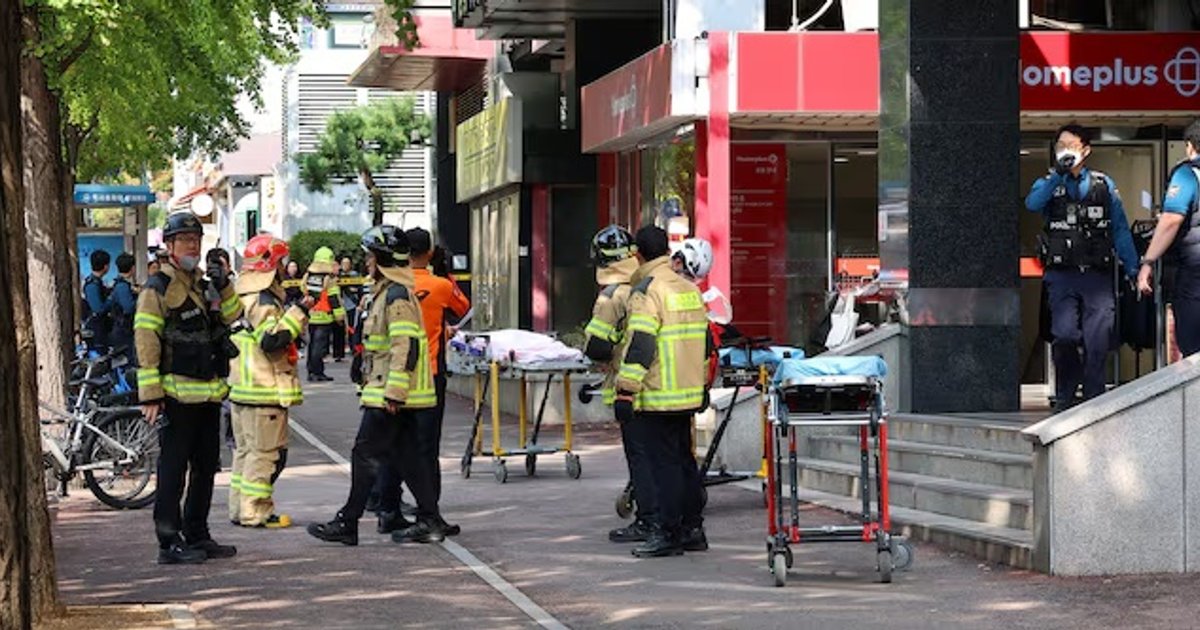 韩国仁川商业综合体持刀袭击致8人受伤