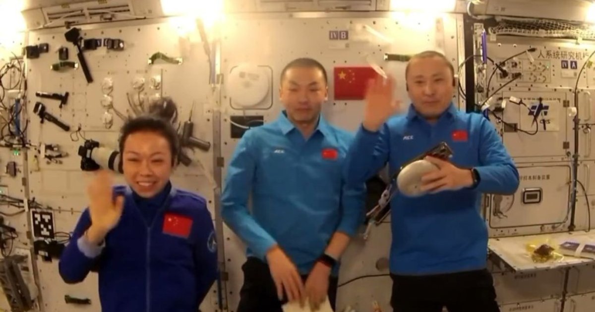 Hong Kong Astronaut Lai Ka-ying Conducts VR, Ultrasound Tests
