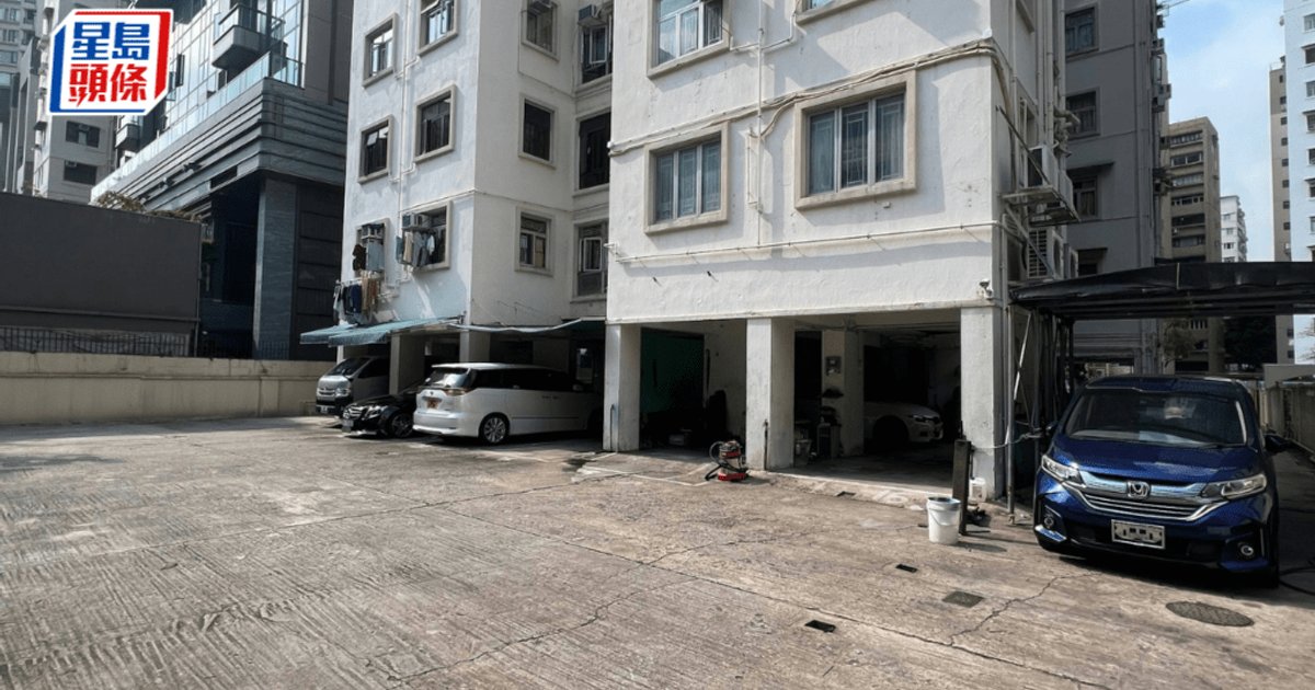 Thirty Ho Mei Court Parking Spaces Listed at HK$30 Million