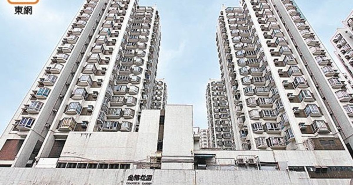 大圍金禧花園泳池女子遇溺 昏迷送院搶救