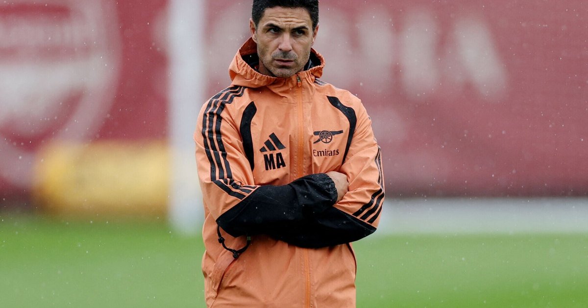 Arsenal Delayed in Naples After British Air Traffic Control Fault