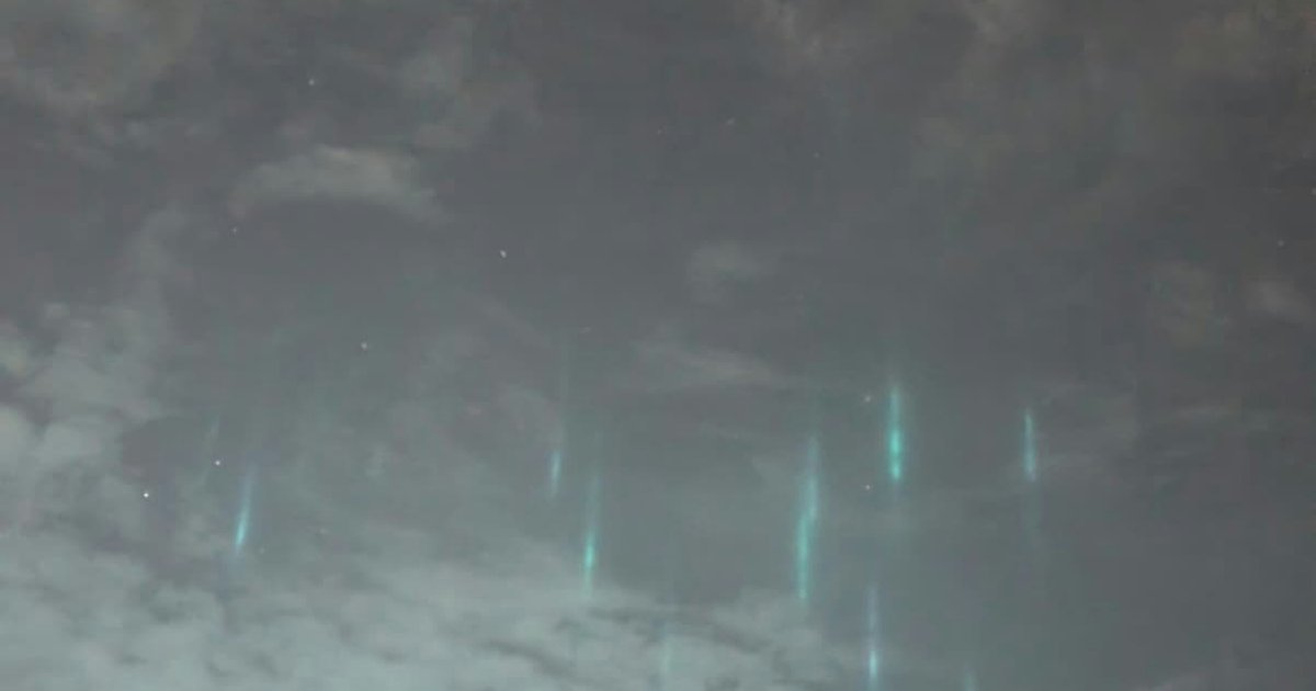 Rare Blue Light Pillars Spotted Over Sai Kung Night Sky
