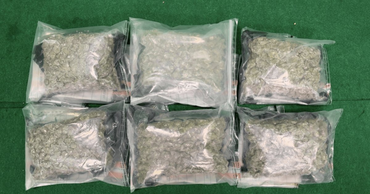 香港机场两宗行李贩毒案检183万元大麻花私烟