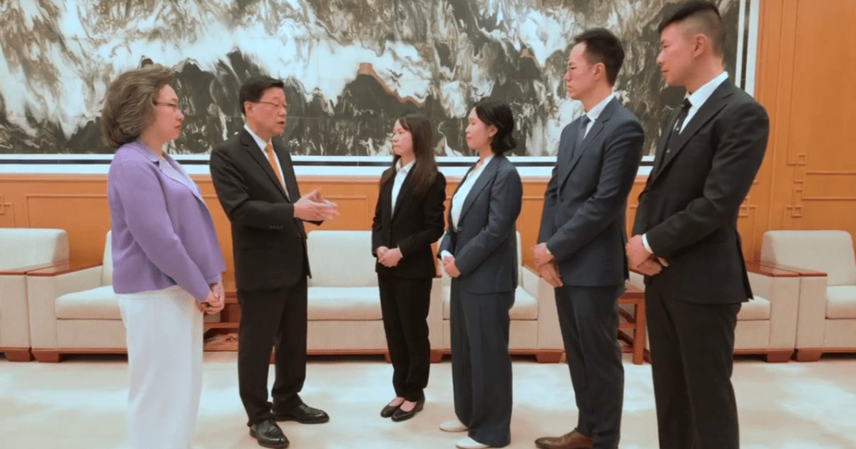 香港派第三批16名青年公务员赴联合国任职