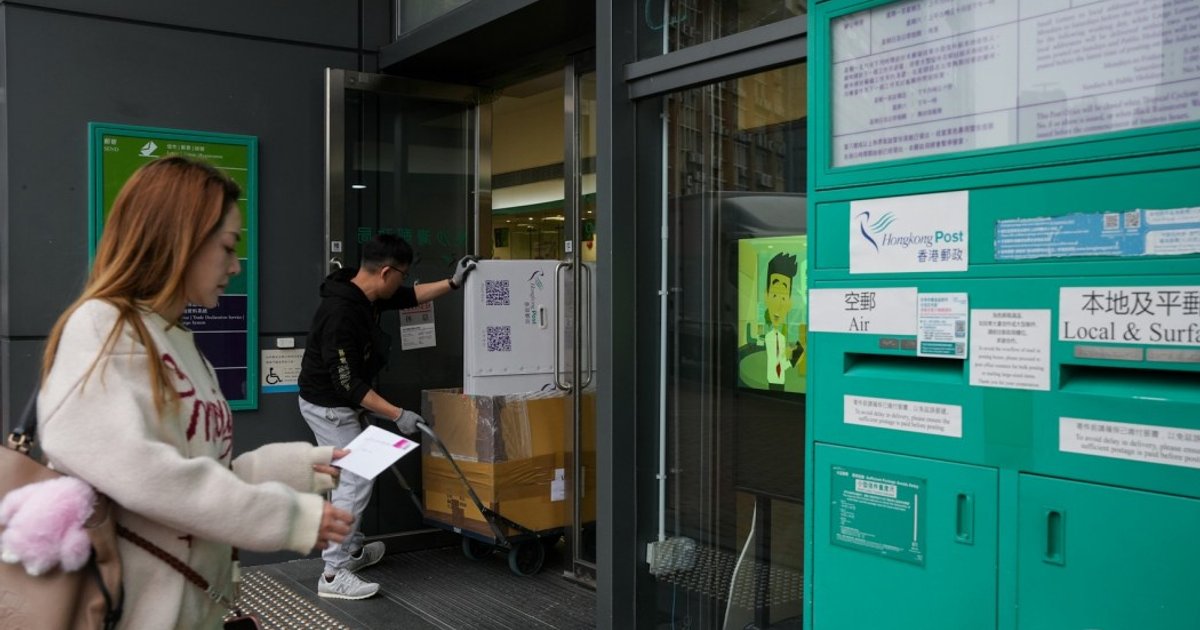 Hongkong Post Replaces Permanent Roles with 2-Year Contracts Amid Mail Decline