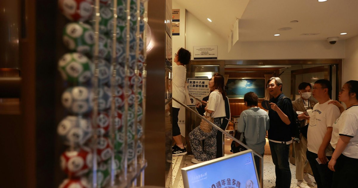 六合彩50周年第二期金多宝今晚开售 头奖料2.28亿