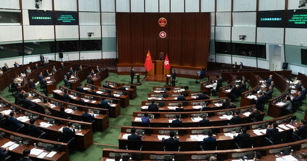盧偉國料掌建造業議會 回應稱未獲委任