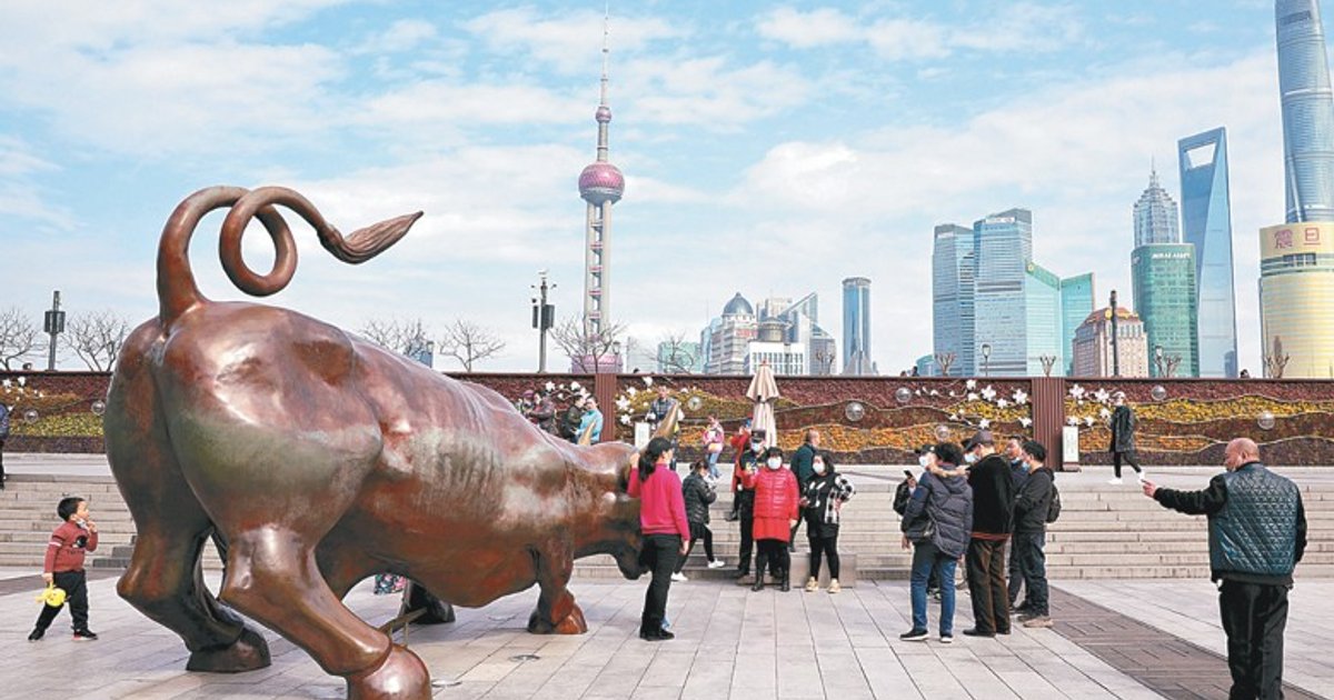 RMB Appreciation to Support A-Shares Amid China's Economic Transition