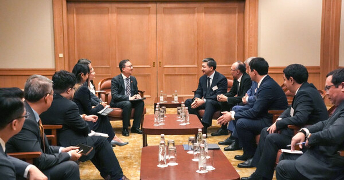 Paul Lam leads Hong Kong delegation in Kazakhstan
