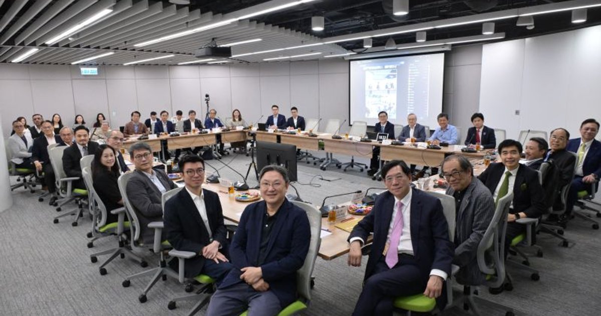 特首政策组开会征询香港五年规划意见
