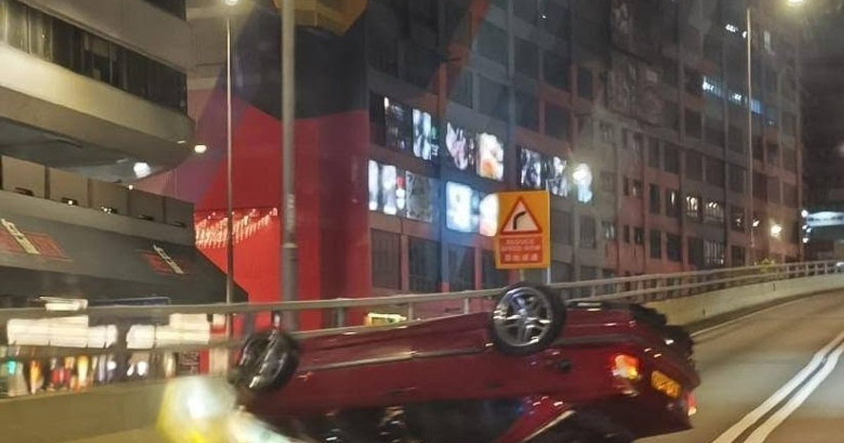 Red Sedan Overturns on West Kowloon Corridor, 26-Year-Old Driver Escapes Unhurt
