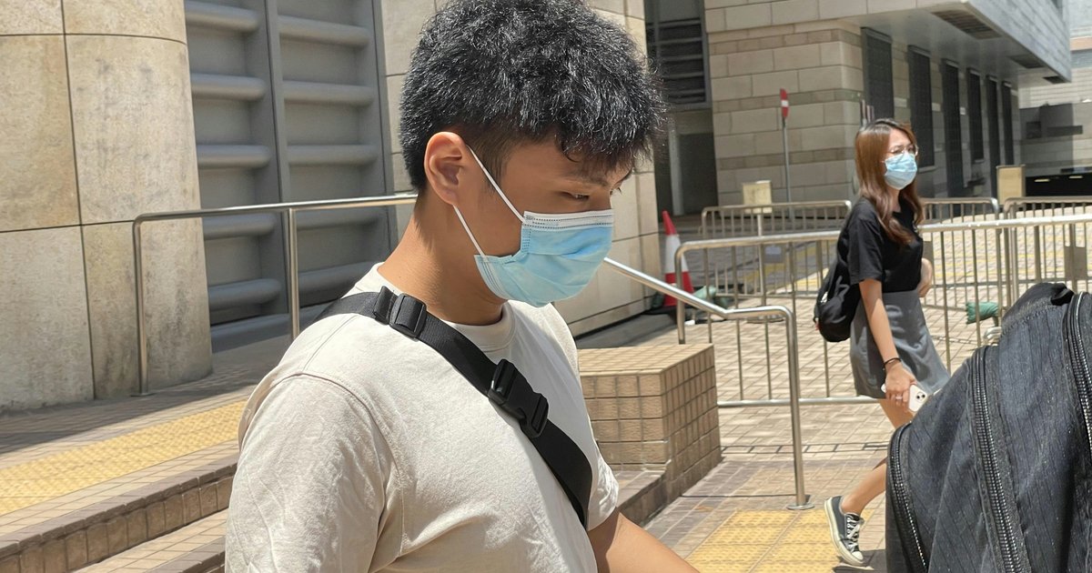 YouTuber Denies Sex With 14-Year-Old in Hotel Trial
