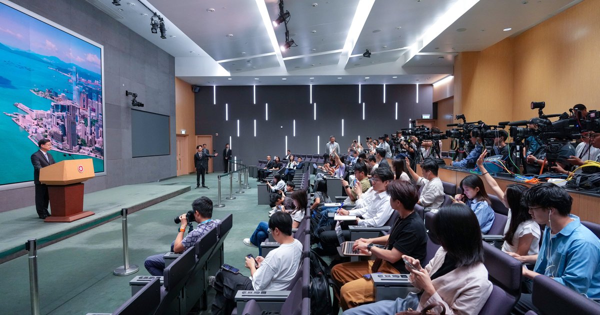 港府续发免费电视牌照十二年 通讯局年内就行业守则咨询公众