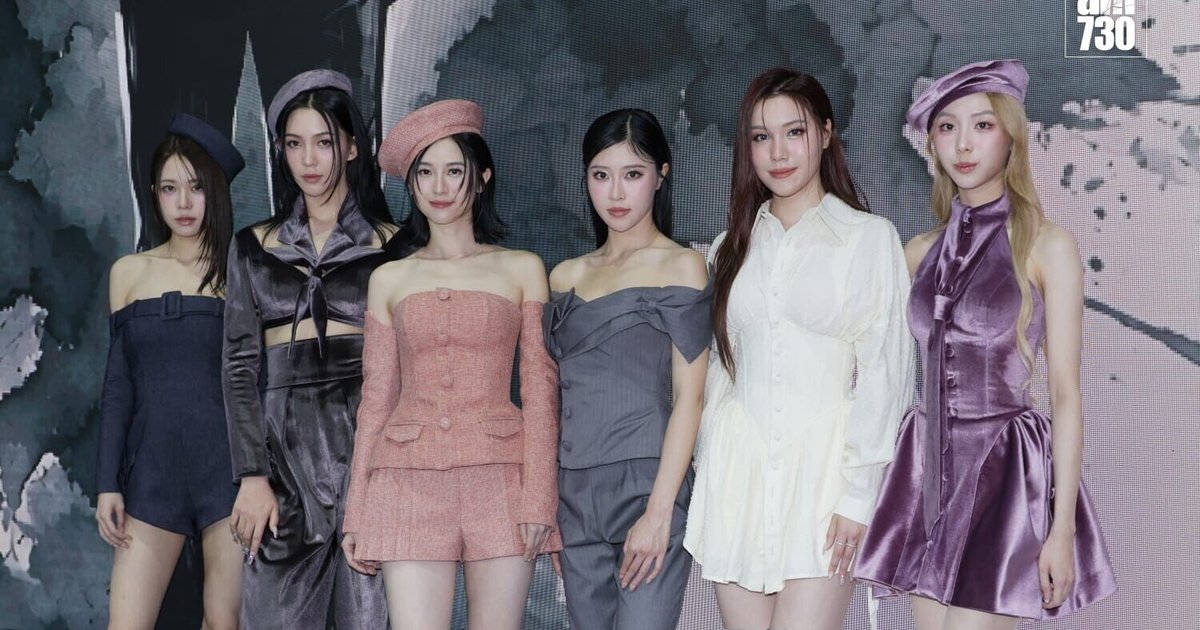 王君馨挺孕肚踩四寸高跟鞋走秀 魔音女团首试model行列