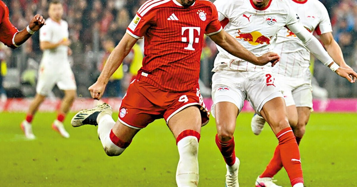 Champions League Clash: Arsenal's Stingy Defense Battles Bayern's Firepower at Allianz Arena