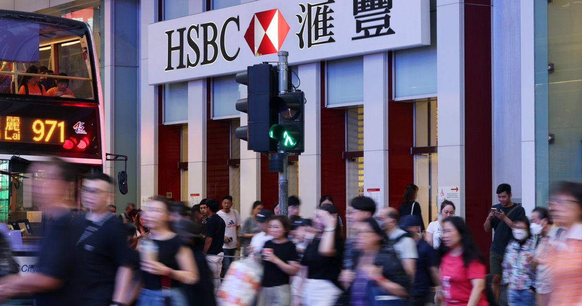 Hong Kong Questions HSBC Over Singapore AI Hub Decision as Rivalry Heats Up