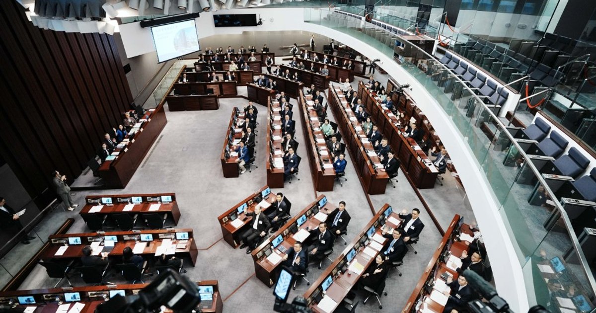 《飞航令》仍仅英文文本 议员促加快双语草拟