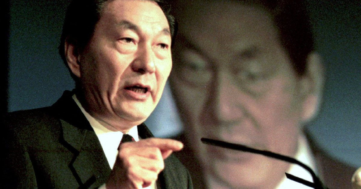 China to lower flags for Zhu Rongji funeral