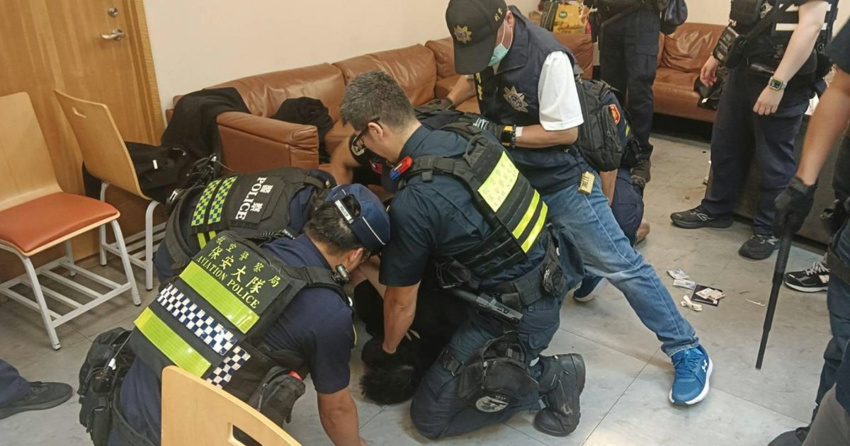國泰實習生桃園機場遭持刀挾持受傷