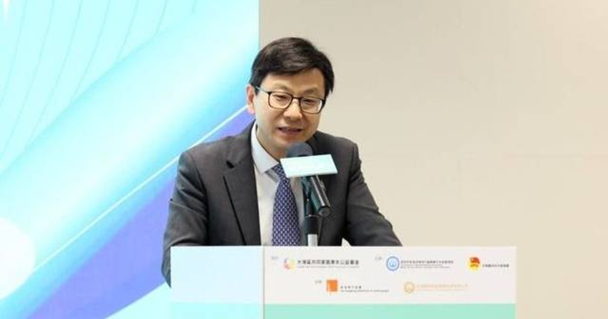 Hong Kong Becomes 'Super-Aged Society', Government Pledges Joint Response with Industry