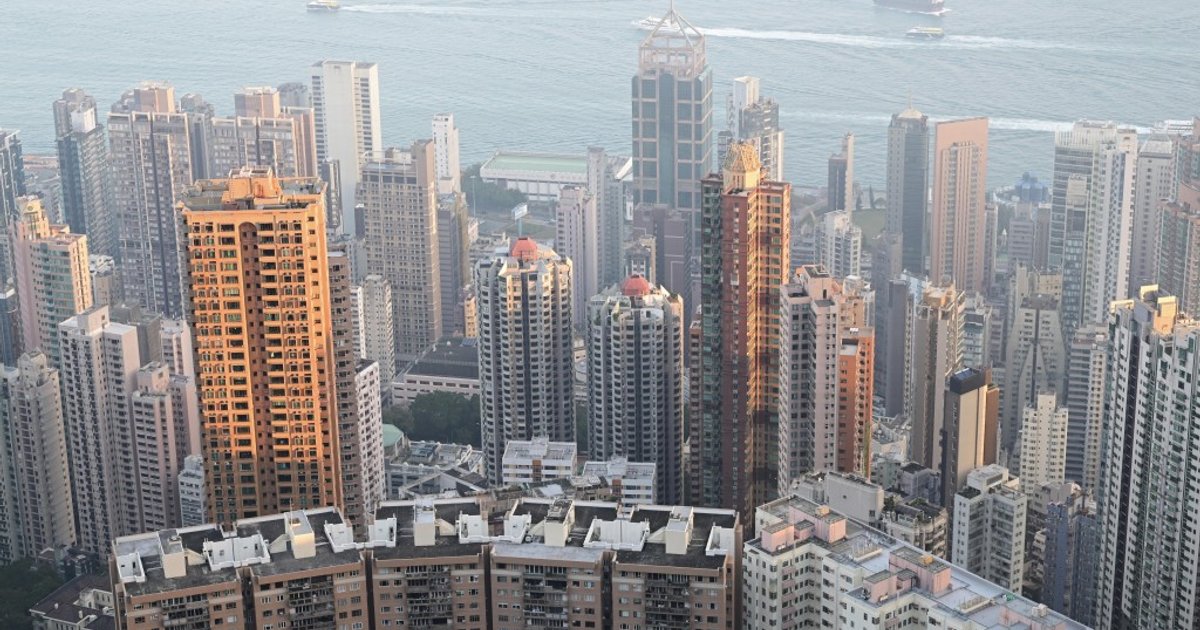 Hong Kong home prices dip as rents set record