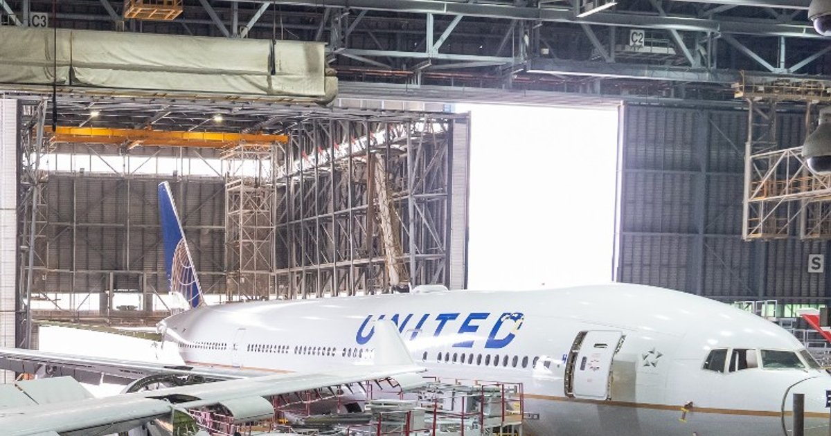 Gov't Highlights Hong Kong's MRO Services as Key to Aviation Hub Future