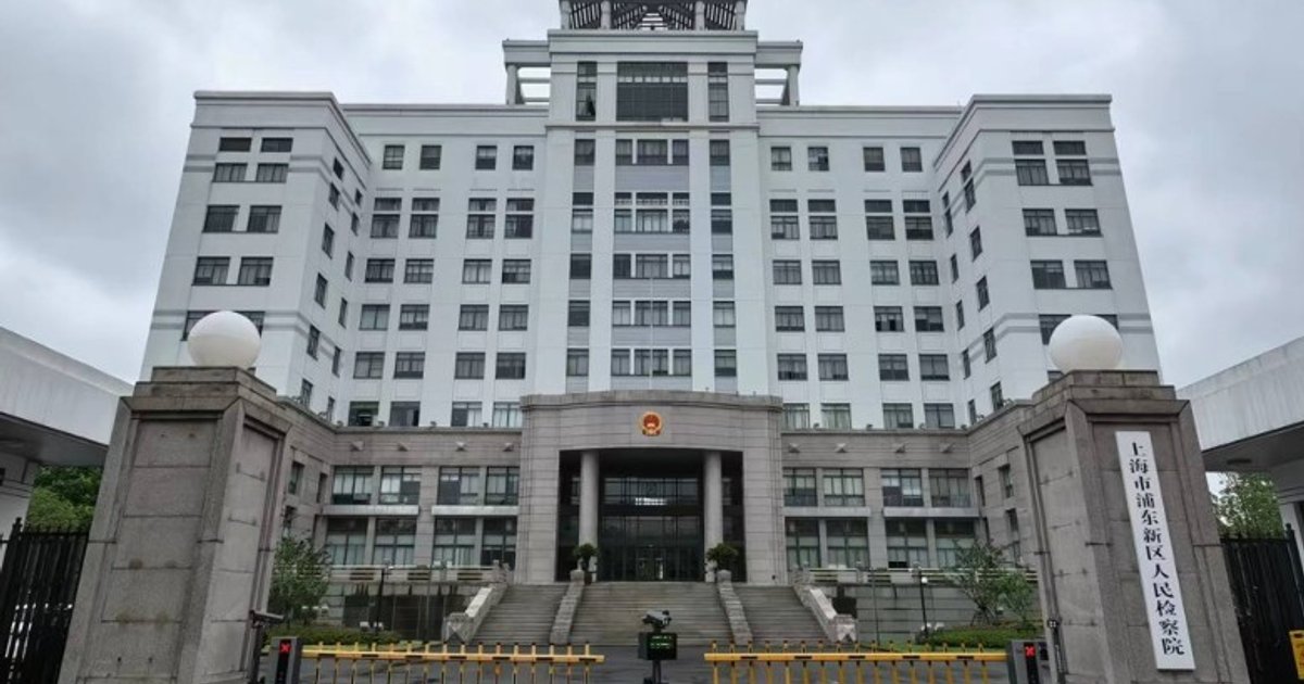 父倒車撞死清潔工 兒子頂包5年終揭穿