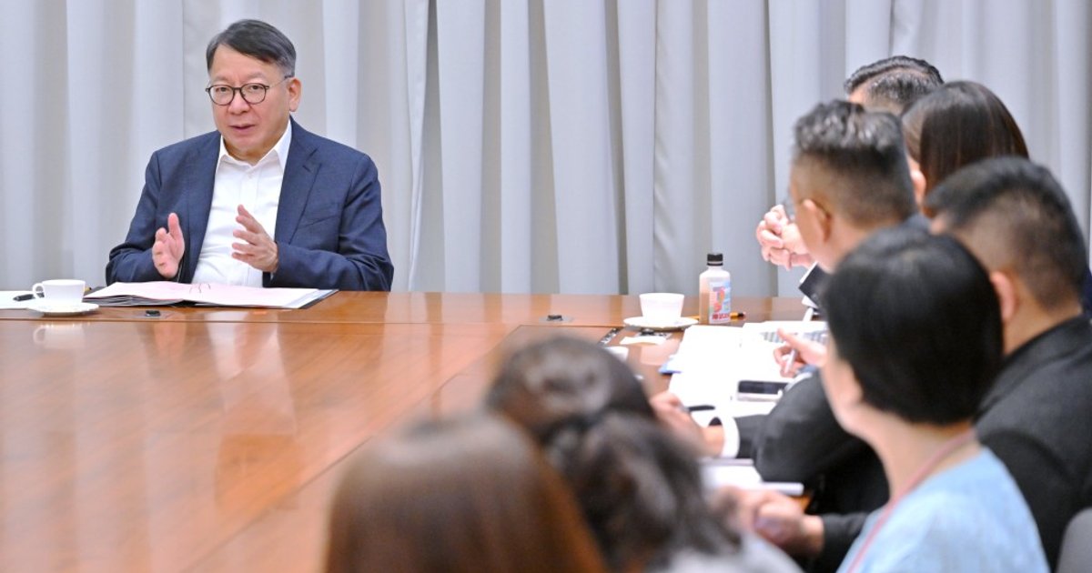 Hong Kong steps up Golden Week border preparations