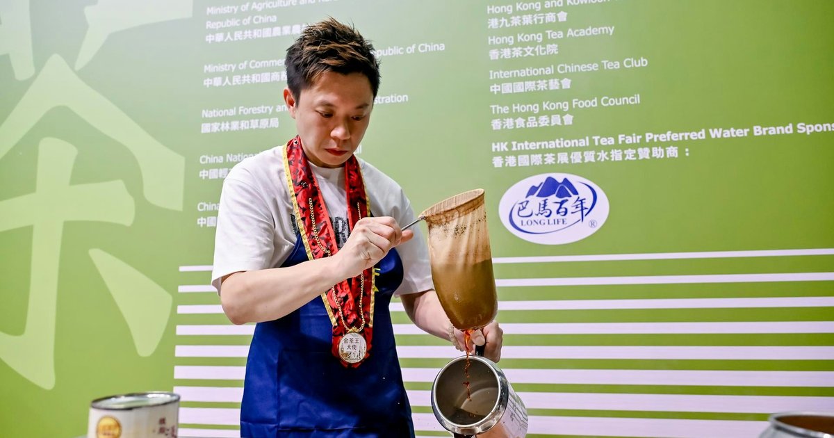 金茶王|茶記老闆磨劍十年奪亞 港隊空手道教練轉戰沖奶茶摘銅