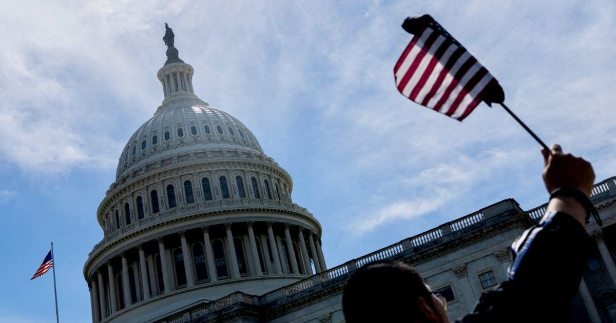 Trump Cancels $810 Million in Approved Federal Spending