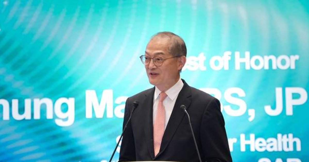 Lo Chung-mau leads Hong Kong delegation to Hainan