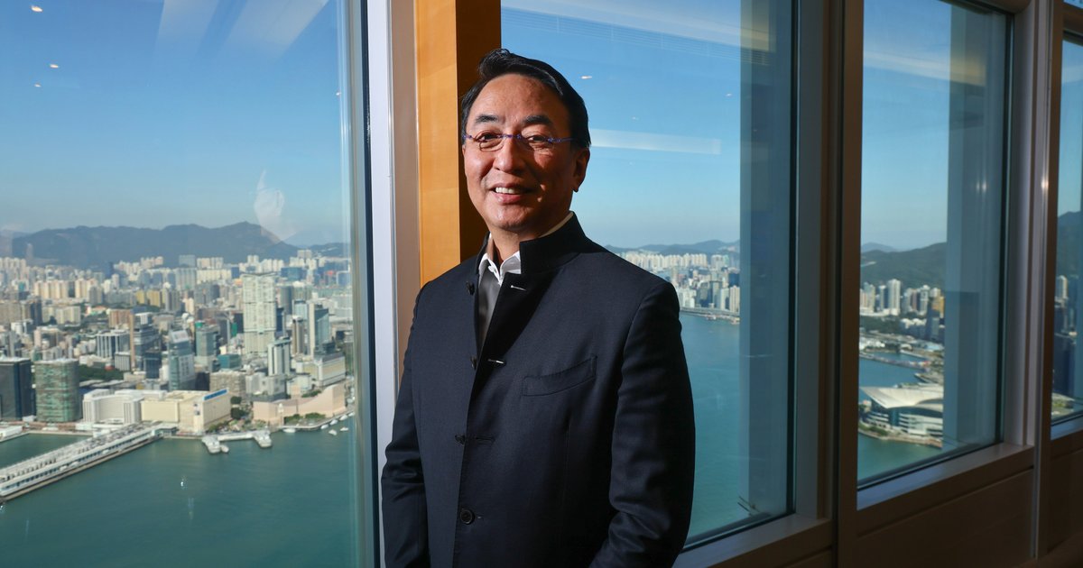 Forms Syntron Attracts Hong Kong's Next-Generation Tycoons in HK$940 Million IPO