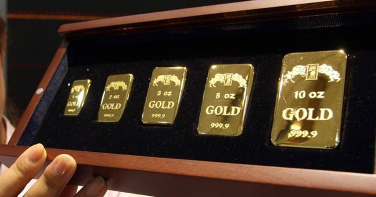 Hedge Funds Cut Yen Shorts by Half as Gold Tests $4,400 After US-Japan Intervention