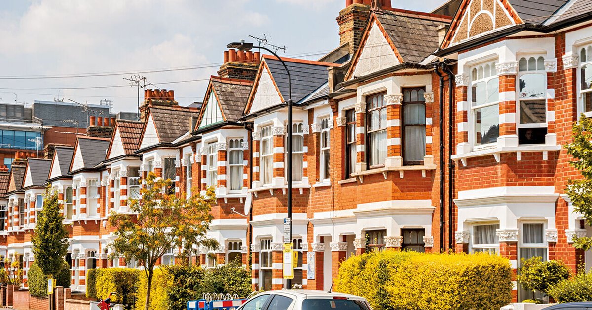 UK Eight Major Housebuilders Face 12% Profit Plunge, Industry Calls for Stamp Duty Relief