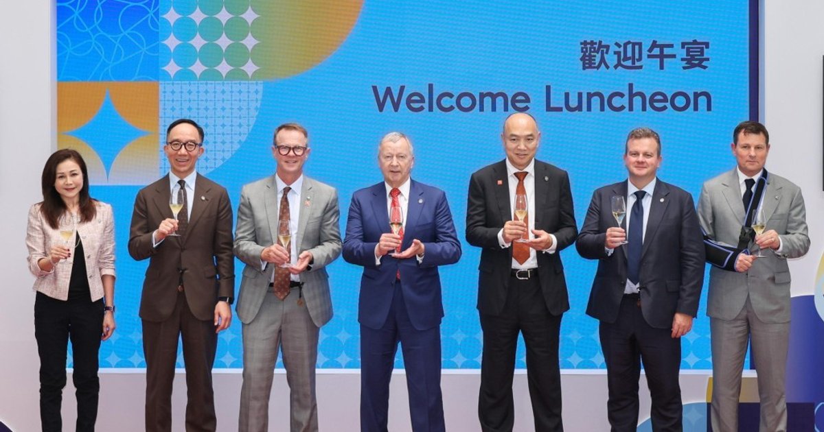 应家柏宴请国际公益慈善论坛演讲者 适逢马季开锣汇聚世界级赛马运动及公益慈善界翘楚