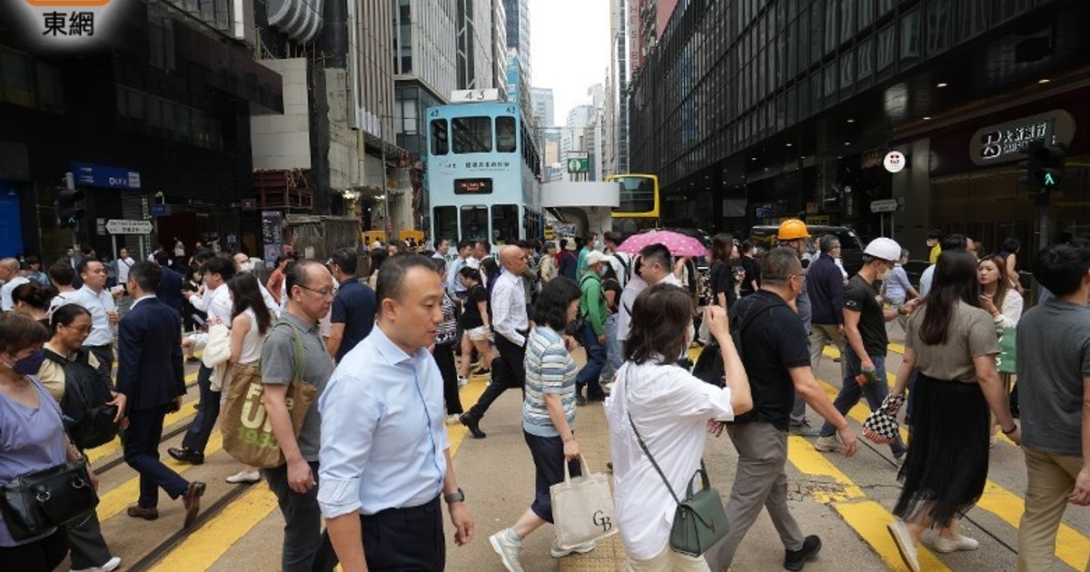 议员忧外劳分薄资源 政府称收费不低于成本