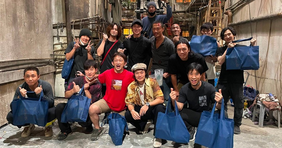 《九龙城寨》金像奖动作指导谷垣健治结婚 迎娶日本女星藤本露娜公开婚纱照