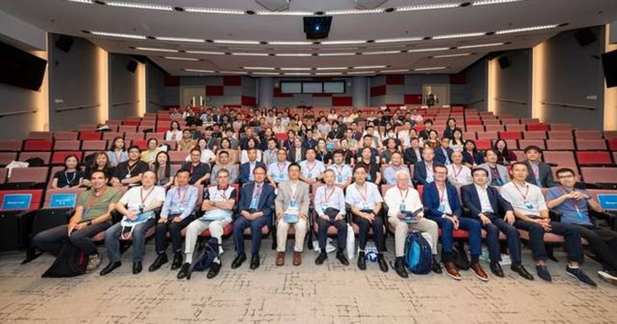 香港青年科学院与科大办国际电化学峰会