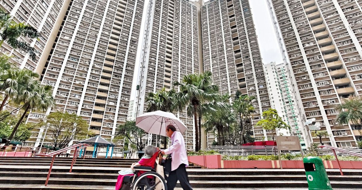Nearly 80% of Elderly Affected by Heatwave; 70% Mistakenly Believe Staying Indoors Prevents Heatstroke