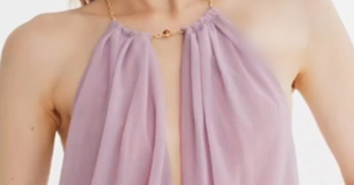 Online Dress Necklace Snaps on First Wear; Woman Exposed, Refund Battle Ensues