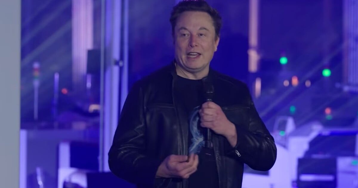 马斯克预告SpaceX AI收入下月超越火箭业务 5年内占价值99%