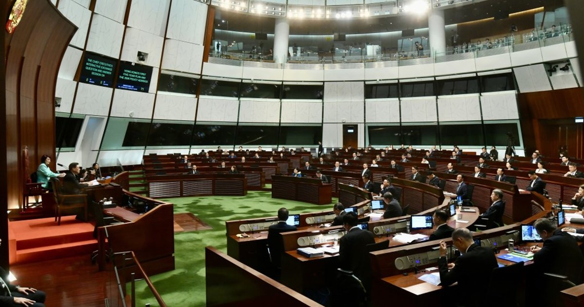 立法会双致谢议案加时 或罕见开夜会