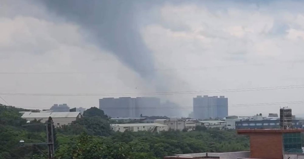 颱風白海豚逼近台灣 淡水驚現水龍捲兼變壓器爆炸