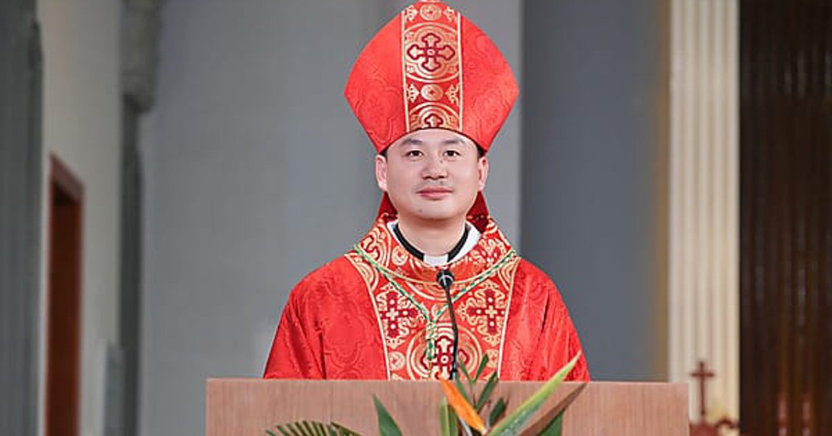 40-Year-Old Ding Zuyao Ordained as China's Youngest Catholic Bishop