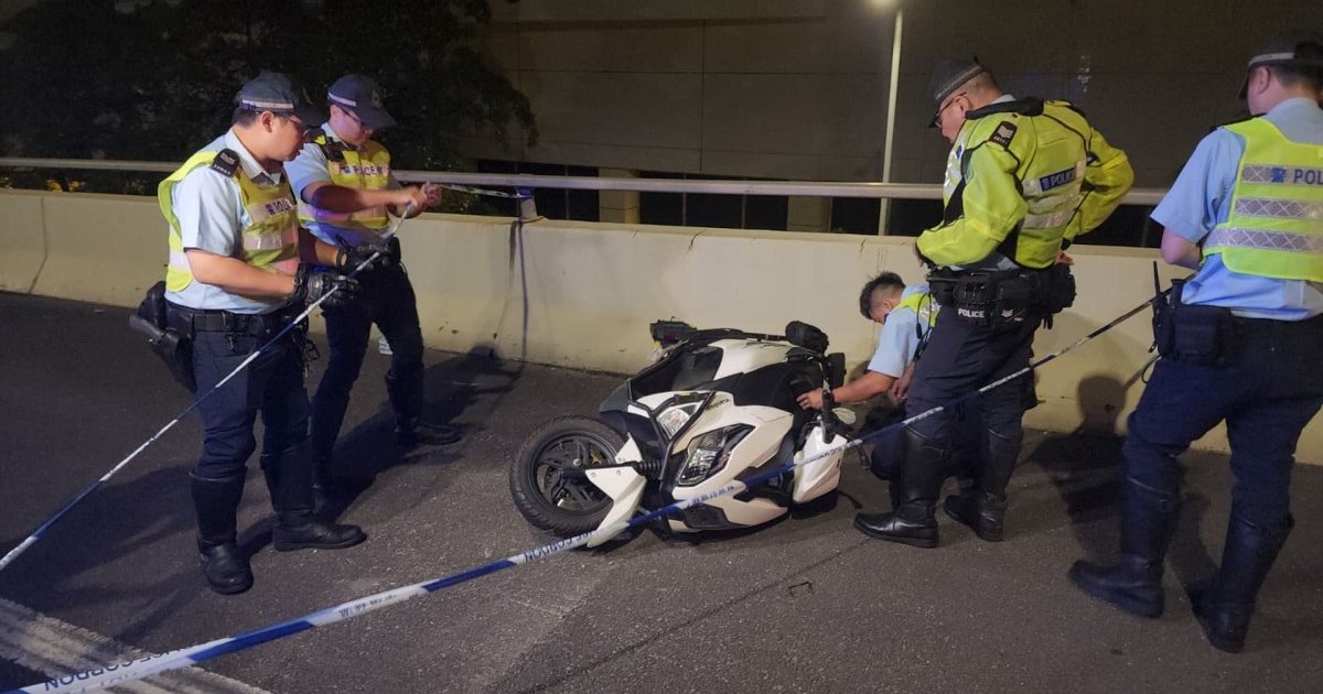 Motorcyclist thrown 30 metres after BYD cuts lane on West Kowloon Highway