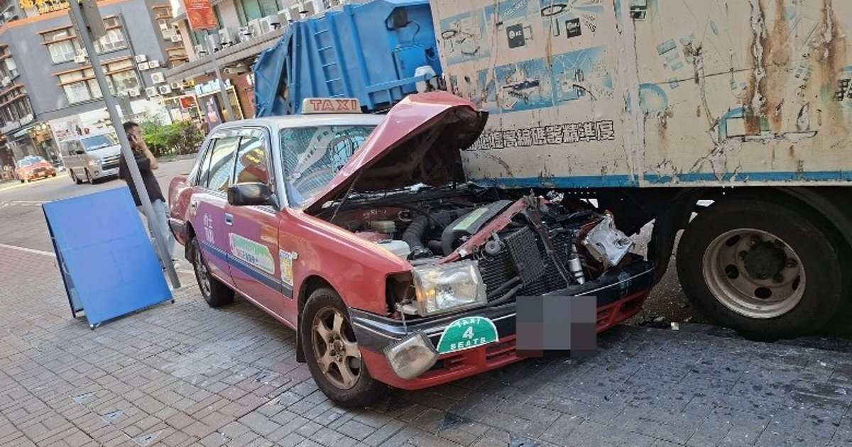Taxi Crashes into Box Truck on Kwun Tong's Wang Toi Road, Front Destroyed