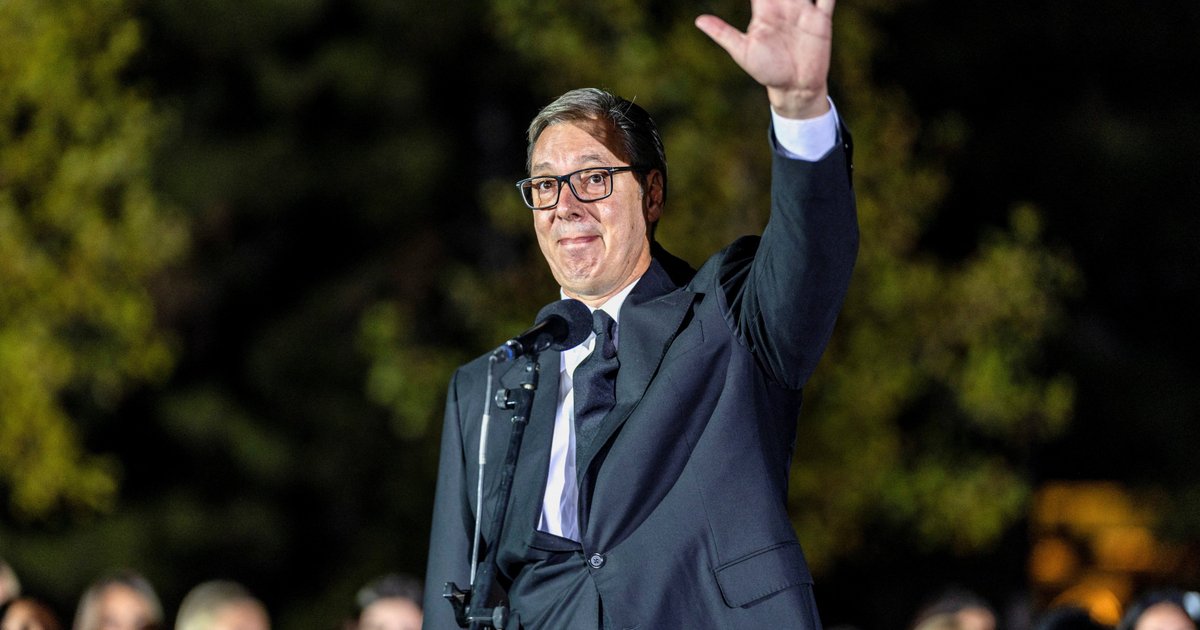 Serbia’s Vucic resigns to pursue prime minister role