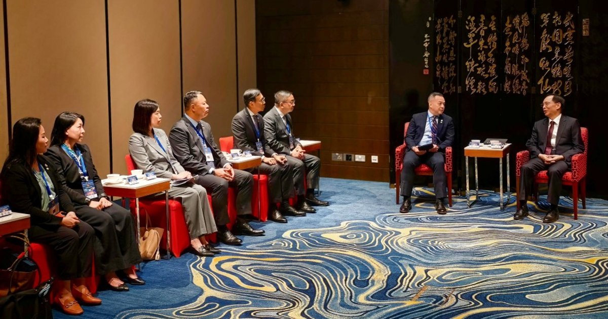 周一鸣赴澳门出席警学研讨会 强调完善打击新型犯罪法律工具