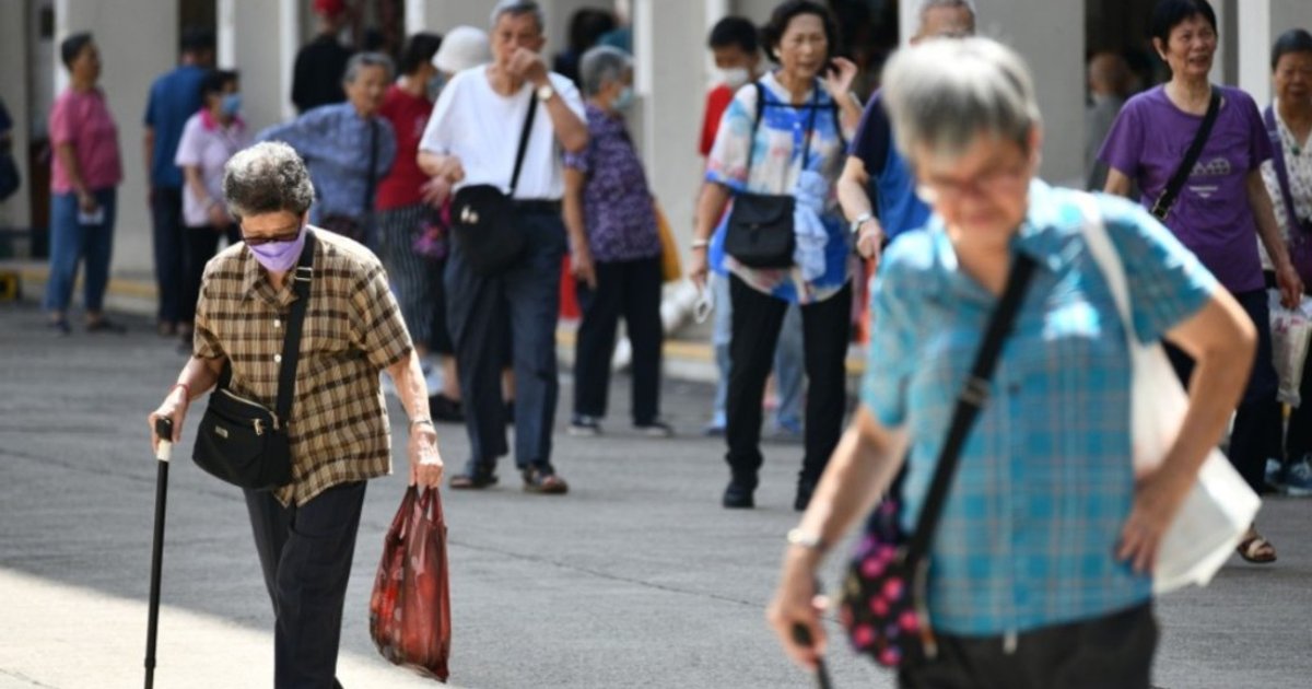 邓家彪促放宽生果金居港一年要求